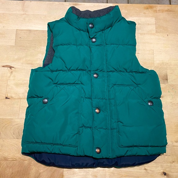 Baby Gap Puffer Vest in green size 2 toddler kids unisex boys and girls - Picture 8 of 9